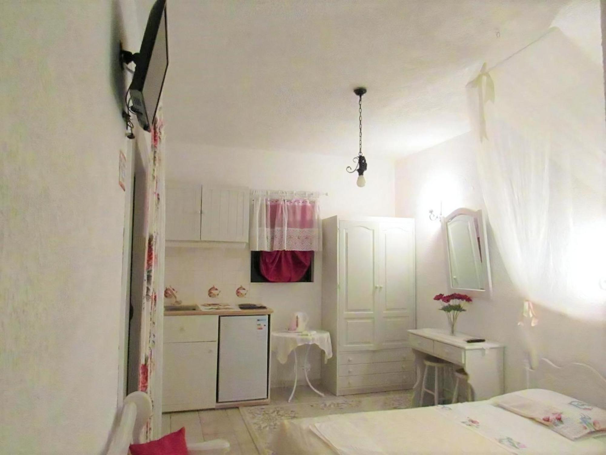 Castellino Zwillingsstudios Apartment Kallithéa